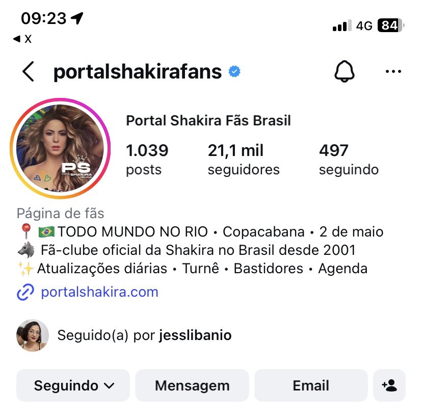 Wender com R no final tweet media