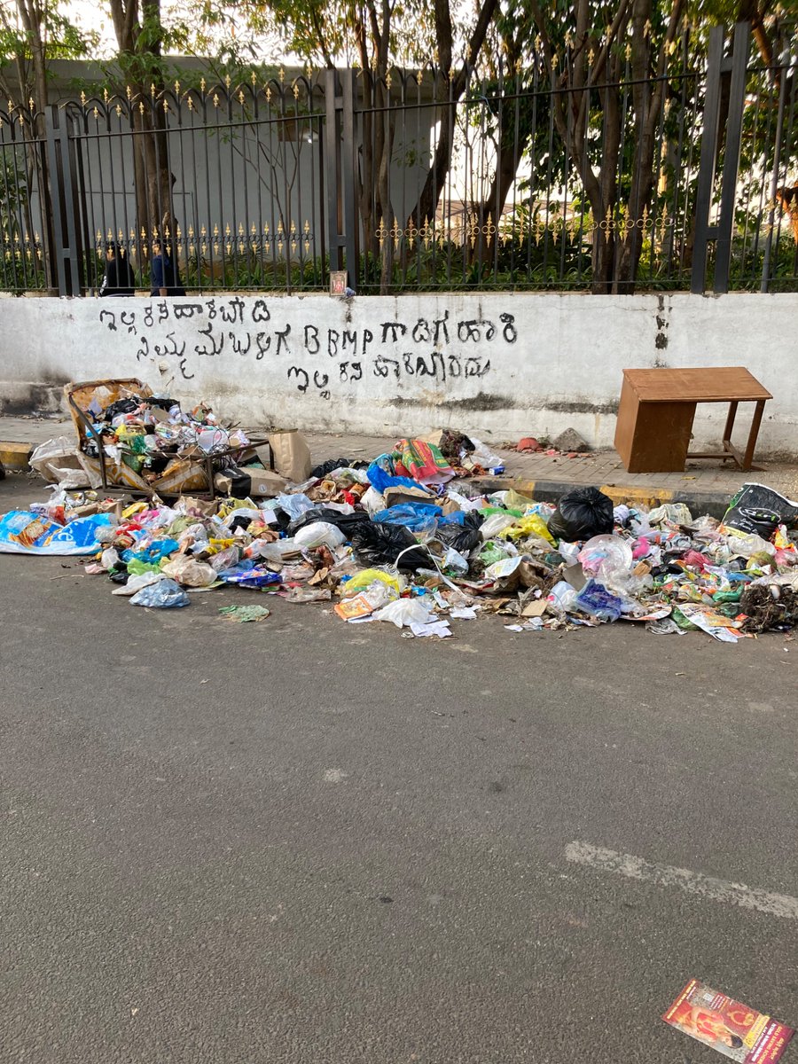 ComplaintRaja's tweet photo. @ICCCBengaluru  Probably the 3rd or 4th time garbage is getting dumped near back gate of Ambedkar Stadium, Basaveshwarnagar. 
@GBA_office you don’t remove flex or garbage, what are you doing to keep the city clean?
@ChristinMP_ @RCBengaluru https://t.co/UHQVbTY2d2