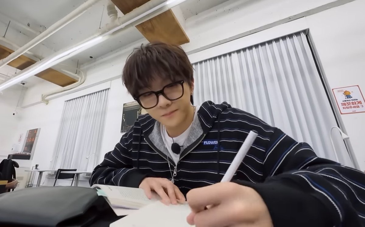 ︲ unaa ɞ ♡% tweet media