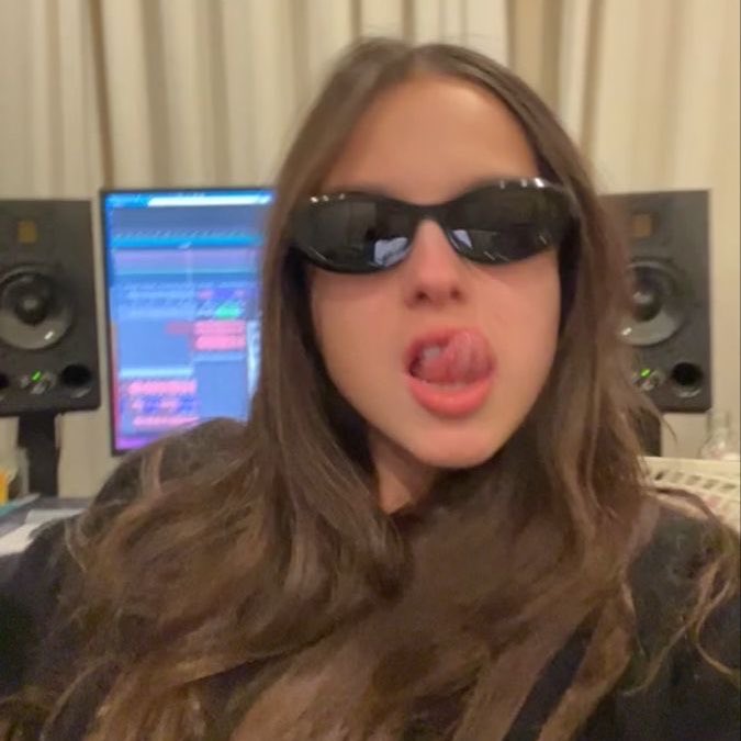 yeji so in love!! 🩷 tweet media