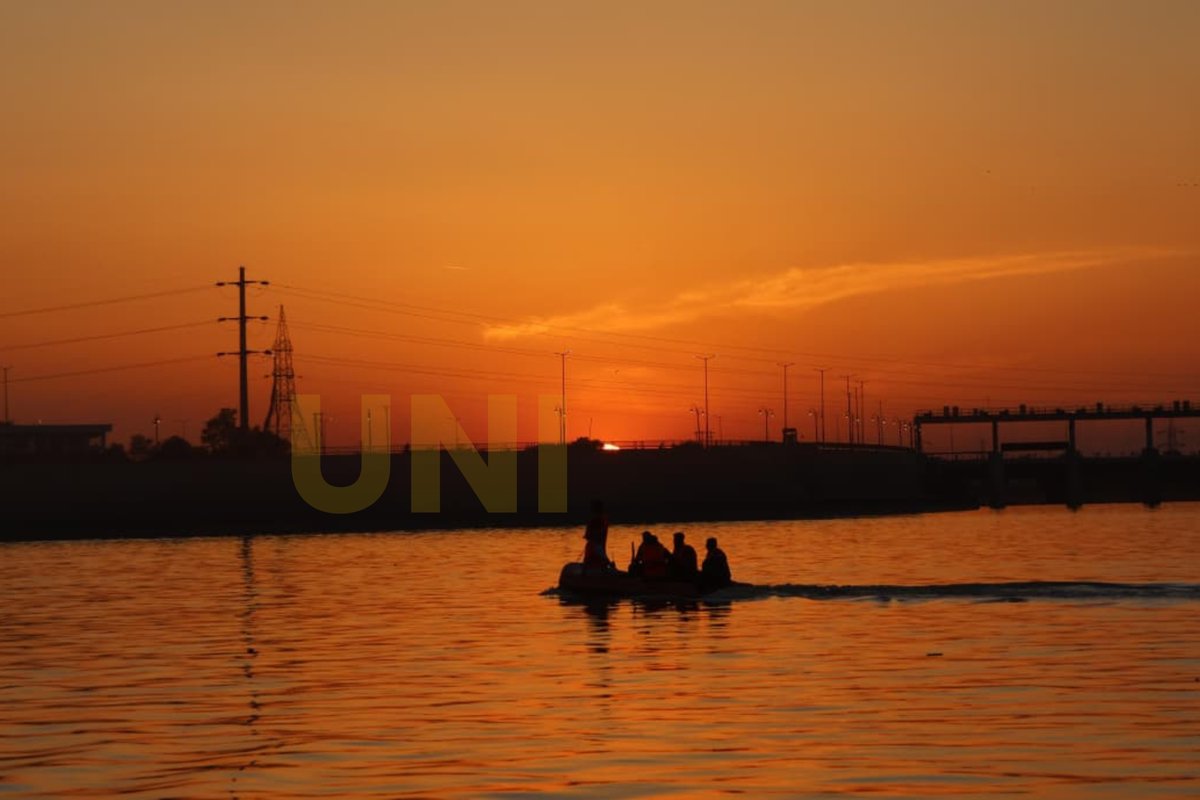 UNI_Photos's tweet image. In Photos | People enjoy a boat ride along the Tawi River Front during the three-day Tawi Mahotsav, held as part of Baisakhi celebrations, in Jammu.

📸: Aman Sharma / UNI

#TawiMahotsav | #Baisakhi2026 | #Jammu | #JammuTourism | #JammuandKashmir | #UNI