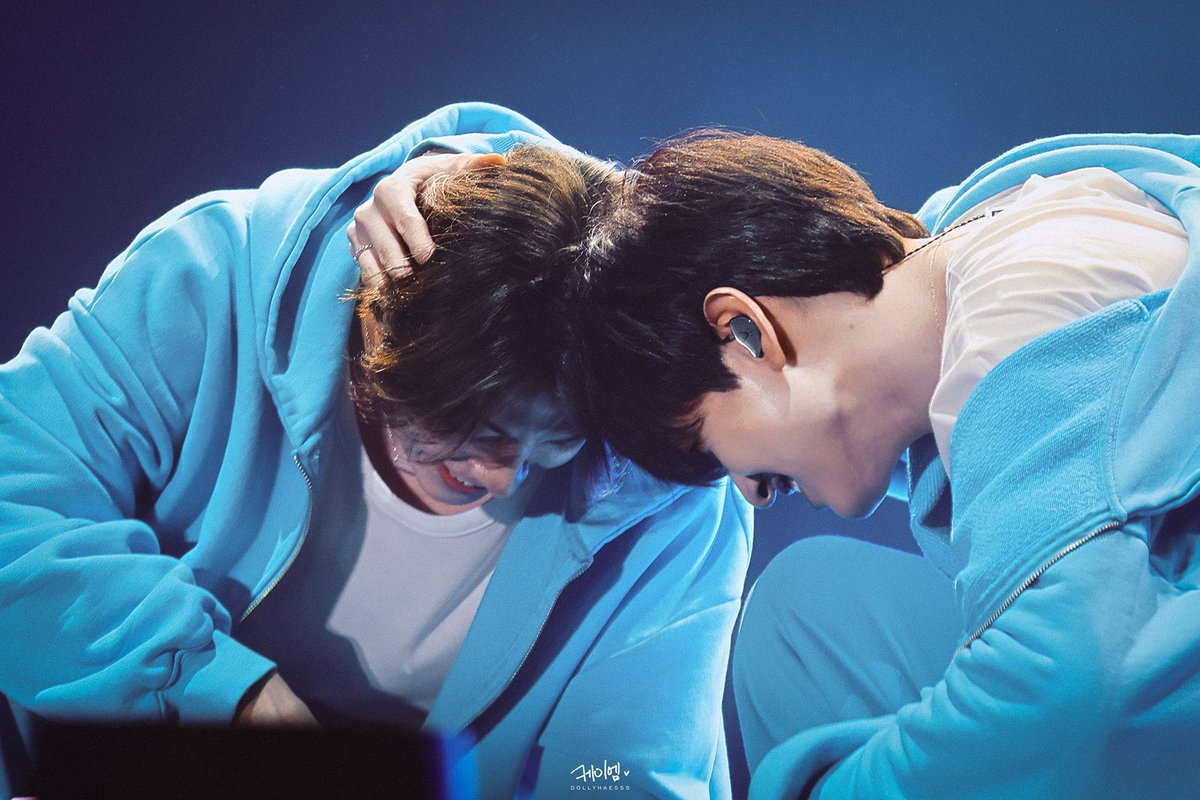 Zz_0415's tweet photo. #HAPPYEUNHAEDAY #HAPPY415
#은해야_결혼_해주세요
둘이 영원히 함께 행복했으면 💚🩷 https://t.co/vNAKxBgOge