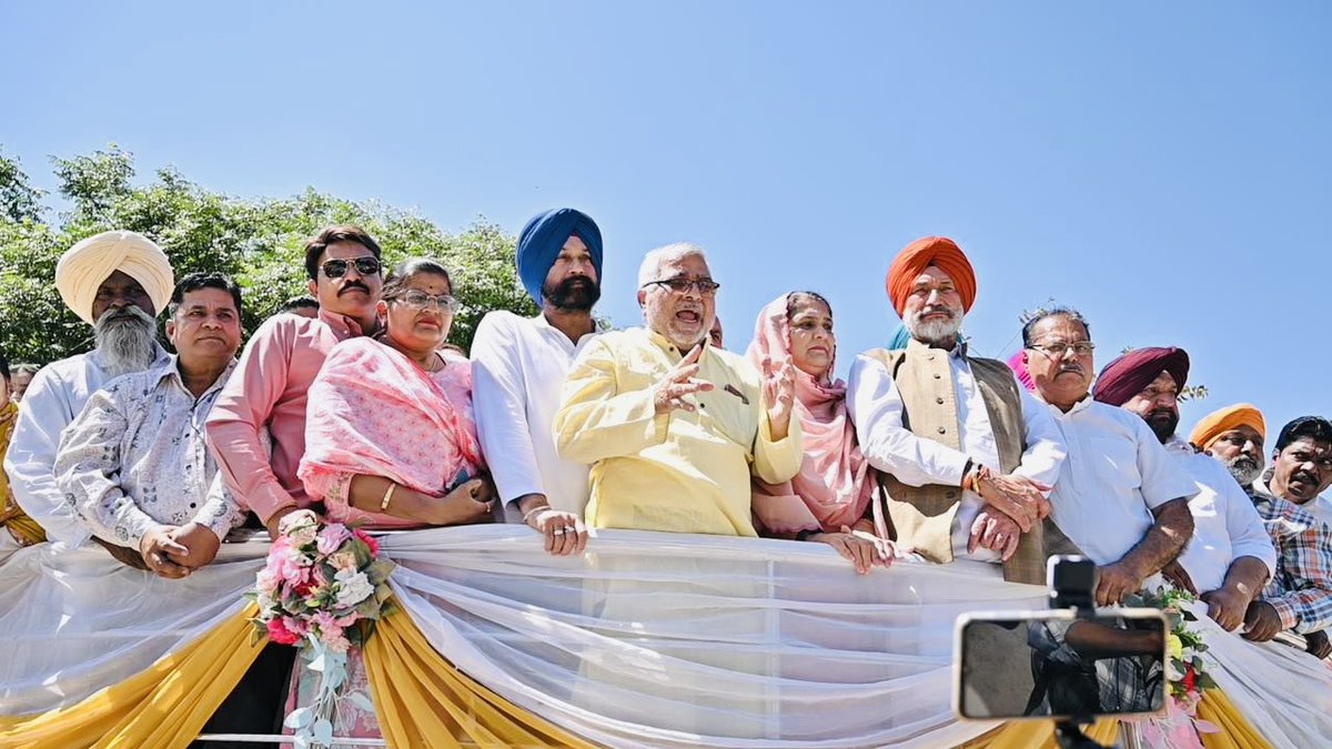 rekhappcc's tweet photo. ਅੱਜ ਪਟਿਆਲਾ ਕਾਂਗਰਸ ਵਲੋਂ ਸੰਵਿਧਾਨ ਦੇ ਰਚੇਤਾ, ਭਾਰਤ ਰਤਨ ਤੇ ਮਹਾਨ ਸਮਾਜ ਸੁਧਾਰਕ ਡਾ. ਭੀਮ ਰਾਓ ਅੰਬੇਡਕਰ ਜੀ ਦੇ 135ਵੇਂ ਜਨਮ ਦਿਵਸ ਦੇ ਸਨਮਾਨ ਵਿੱਚ ਵਿਸ਼ਾਲ ਸ਼ਰਧਾਂਜਲੀ ਸਮਾਗਮ ਅਤੇ ਗੌਰਵਮਈ ਮਾਰਚ ਕੱਢਿਆ ਗਿਆ। https://t.co/uX7Fu81zZM