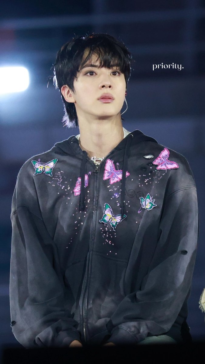 priori_ty's tweet image. 260412 고양 막콘

🦋

#JIN #김석진 #SEOKJIN #방탄소년단진
#BTS_ARIRANG #BTS_WORLDTOUR_ARIRANG

@BTS_twt