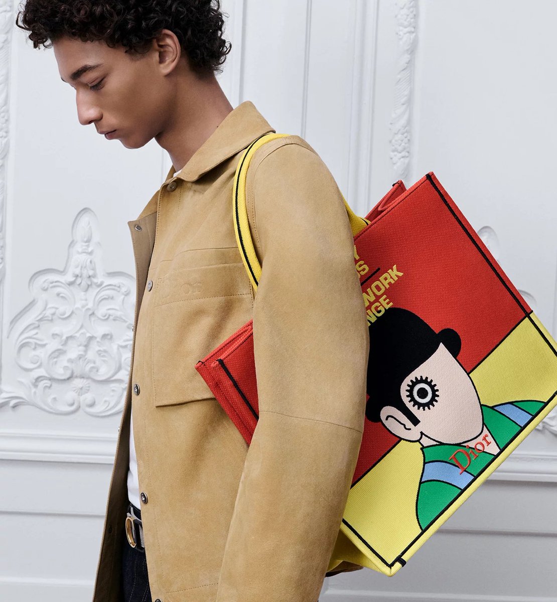 LaModeUnknown's tweet image. The 'Clockwork Orange' book tote bag of ✨Dior✨ by Jonathan Anderson.🪡