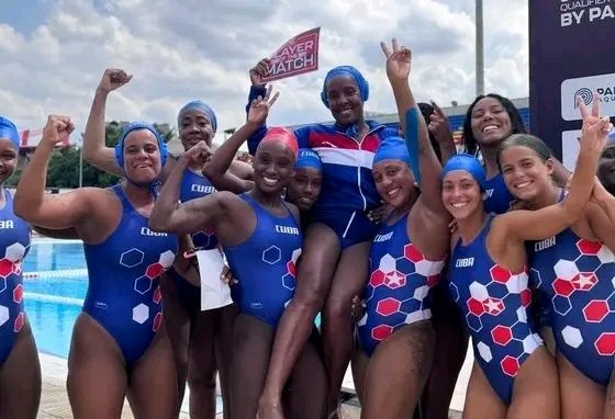 Debuta #Cuba con triunfo en clasificatorio de #poloacuático
Se impuso 14-11 sobre Colombia en lid rumbo #SantoDomingo2026, que se celebra  en Cali. Mairelis Zunzunegui resultó su líder goleadora. #DeporteCubano #SantoDomingo2026