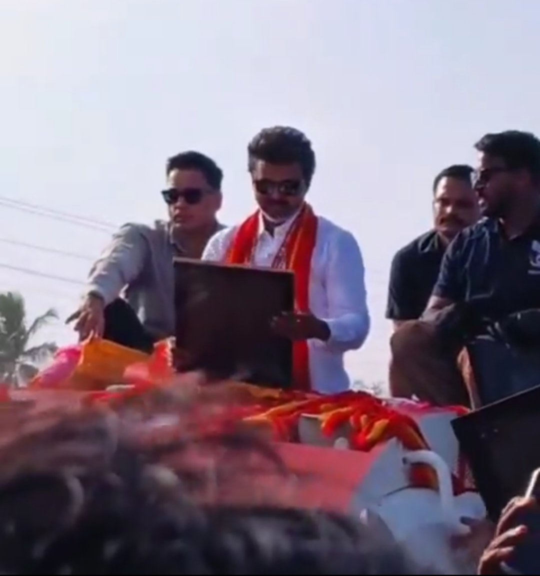 KushiJack's tweet photo. #TVKVijay‌ #TVKVijay‌HQ #tvkelection #eleccionescastillayleón2026 #tvk2026 @TVKVijayHQ @Itsme__visali @CTR_Nirmalkumar https://t.co/DxQRniK1cR