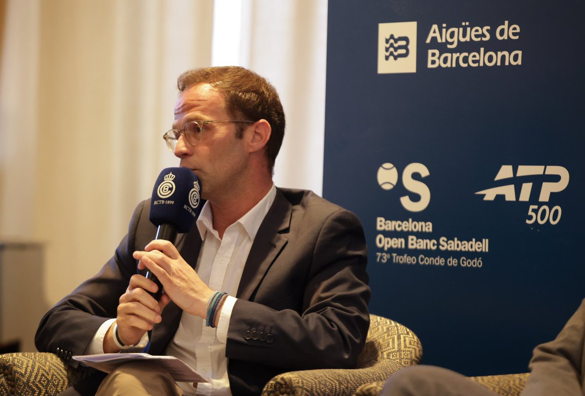 Aigües de Barcelona tweet media