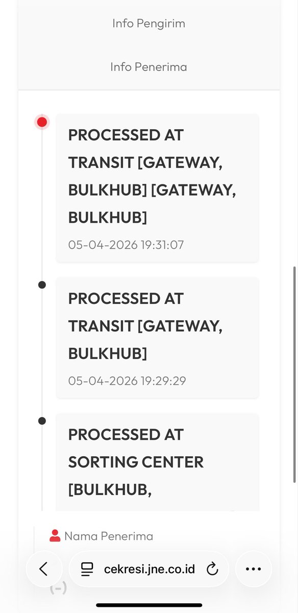 mayzarella's tweet photo. Ada yg pernah pake jne cargo trs barangnya nyangkut di bulkhub jg? https://t.co/5qEmOYXiri