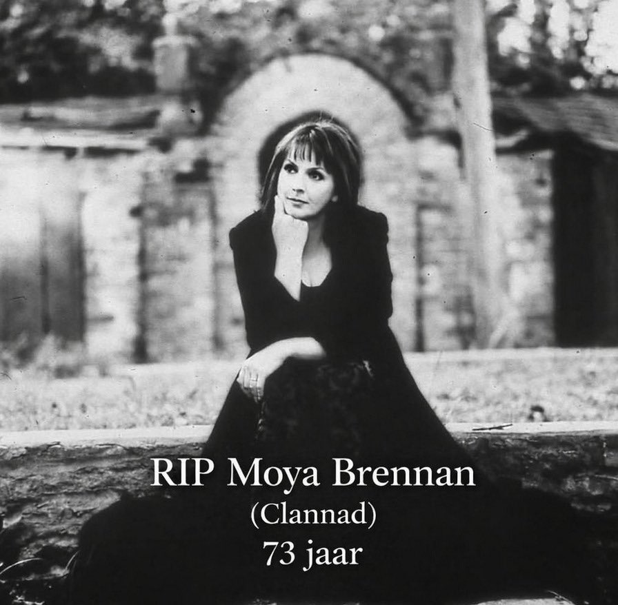 AngelMulder's tweet photo. Misschien wel 2 van de meest mooie nummers ooit gemaakt: In a lifetime &amp; Theme from Harry’s Game. Nog steeds kippenvel als ik ze hoor…

#RIP #MoyaBrennan #Clannad https://t.co/9sAYlnIijC