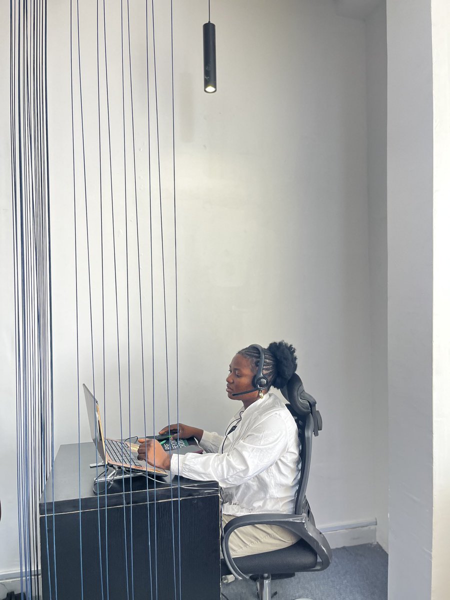 theofficeng_'s tweet image. A day in the life of our workspace users ✨

Whether you are building, creating or collaborating, there is a space for you here. 

Ready to get more done in the right environment? Send us a DM to book a spot today. 

#coworking #coworkingspace #RemoteWork