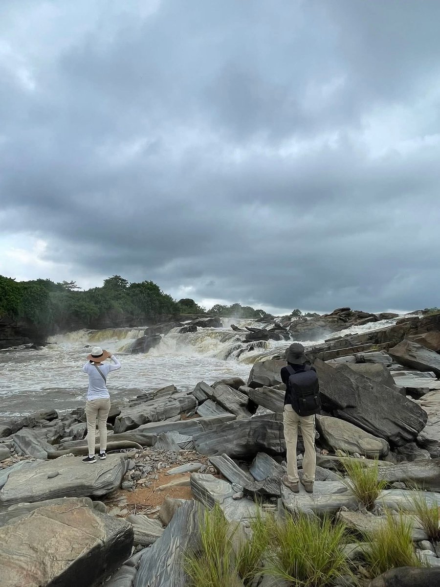 Eding Island of Edea 🇨🇲📍

Credit: <a href="/TourismoCMR/">Tourismo Cameroun</a>