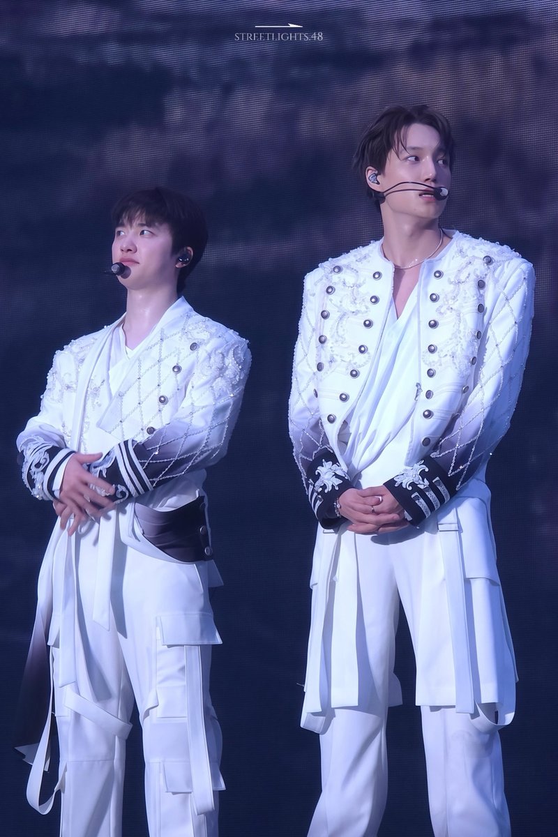 streetlights💫🪐✨ tweet media