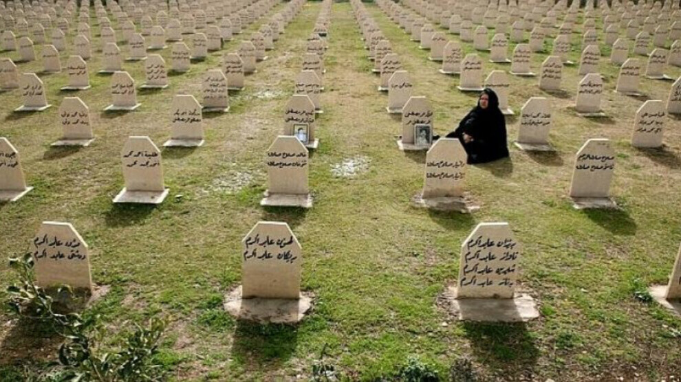 𝑩𝒆𝒘𝒂𝒓 ☀️ tweet media