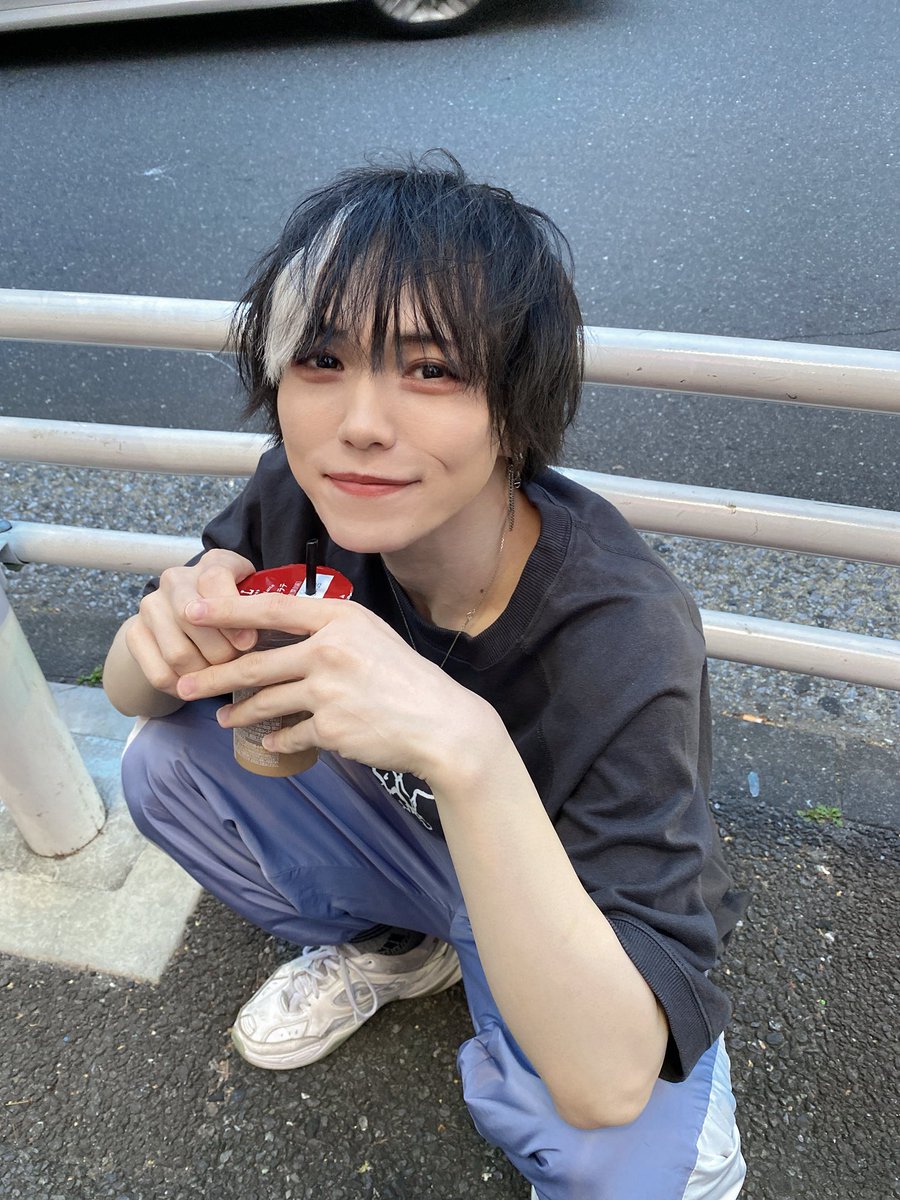 あすか tweet media