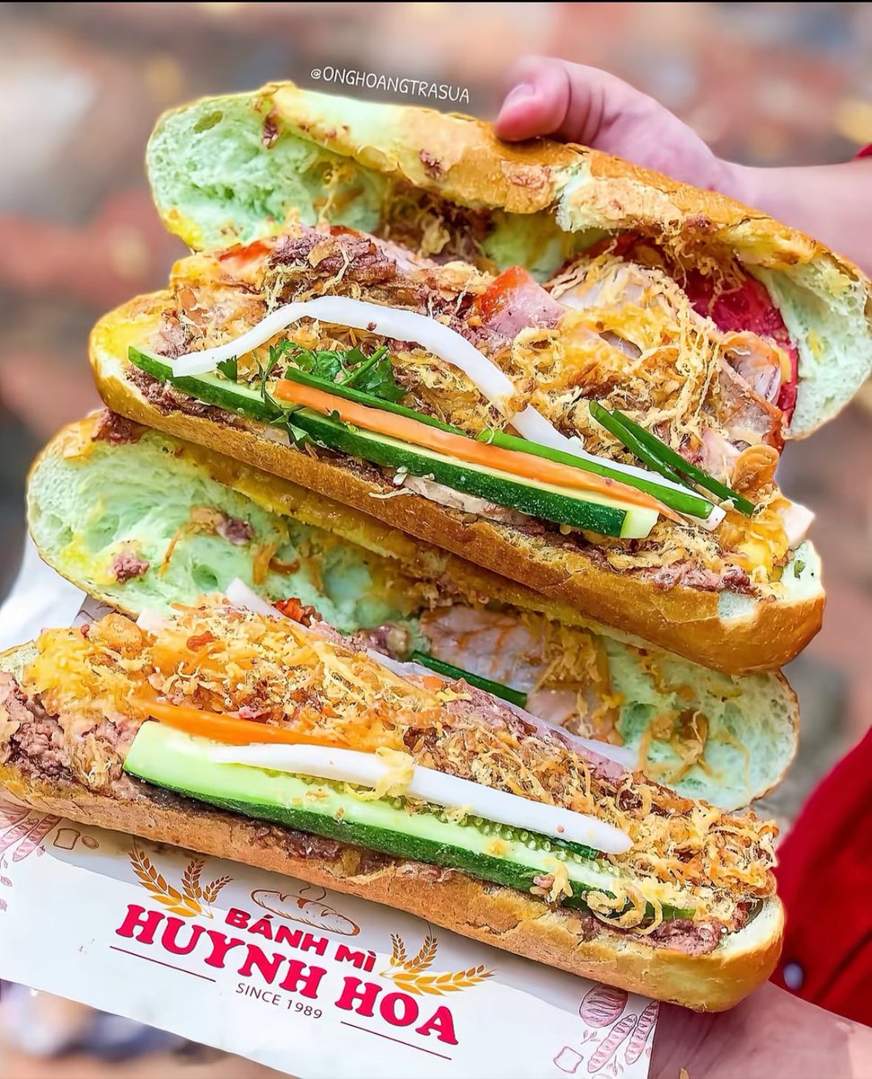 luanbui2411's tweet photo. Love bánh mì Việt Nam 😍❤️ #food https://t.co/iLf5YBdZAh