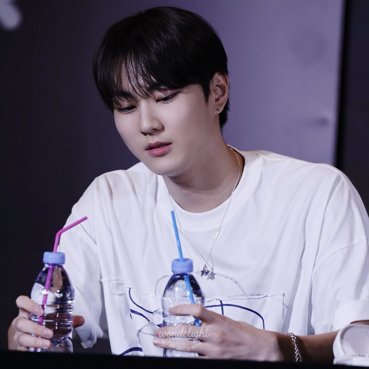 wondeIight's tweet photo. 250726 이즈위 상하이

뽀뽀

#JUNGWON #정원 #ジョンウォン #ENHYPEN #엔하이픈 #엔하이픈_정원 https://t.co/7iT1mfUcO3