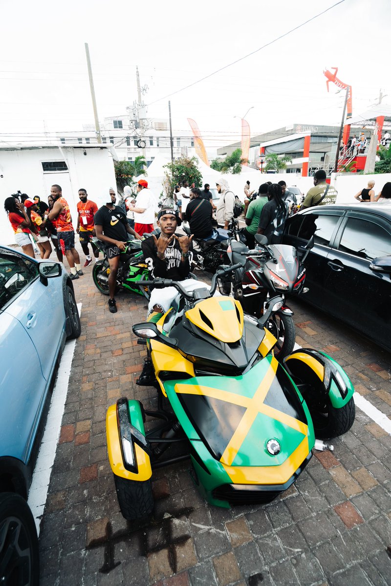 Valiant🧢 tweet media