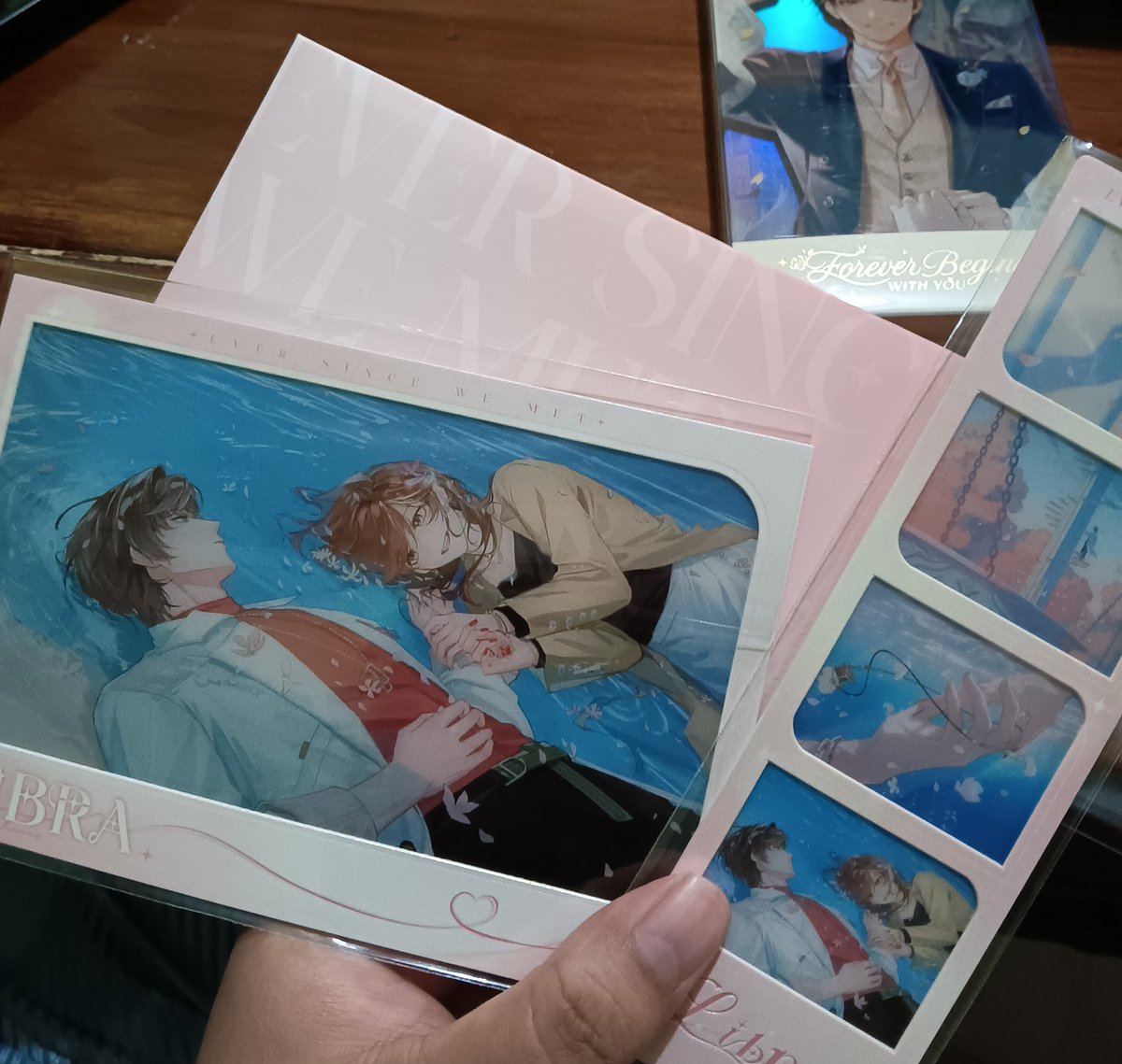 aesylaa_'s tweet image. Untuk pertama kalinya nyoba jajan di @fafafuwashop✨️

pelayanan ramah, trusted, selalu update barang, dan pengiriman juga oke! Kapan² bisa jajan disini lagii, terima kasih @fafafuwashop! Mantaplahh👍