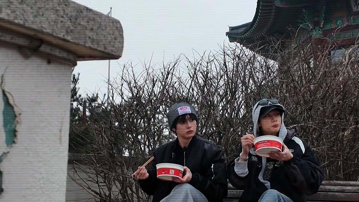 tangerine tweet media