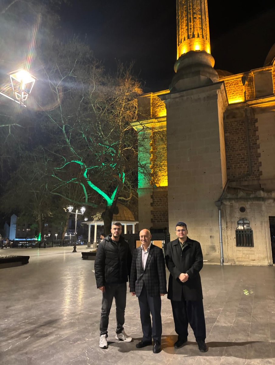 cimder59's tweet photo. Genç Hatipler Hutbe Okuma Yarışması 2. bölge finalinde Murat Hüdavendigar Anadolu İmam Hatip Lisesi öğrencisi Hamit Arda DÖNEN bölge dördüncüsü olmuştur. Öğrencimizi ve öğretmenlerimizi tebrik eder başarılarının devamını dileriz. https://t.co/1awODgQOmr