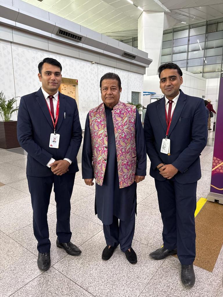 anupjalota's tweet image. Flying from Delhi to Mumbai with Air India ✈️
Truly impressed by the warm hospitality, seamless check-in, and consistently comfortable flights. Proud to see how Air India is soaring to new heights, on its way to becoming the finest airline in the world!✨
#AirIndia #FlyingHigh