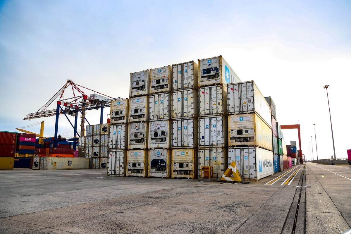 _ArriveAlive's tweet image. Cape Town Container Terminal plays a critical role in maintaining export momentum

arrr.co.za/hXH0Y

#ArriveAlive #Logistics  @TPT_Transnet