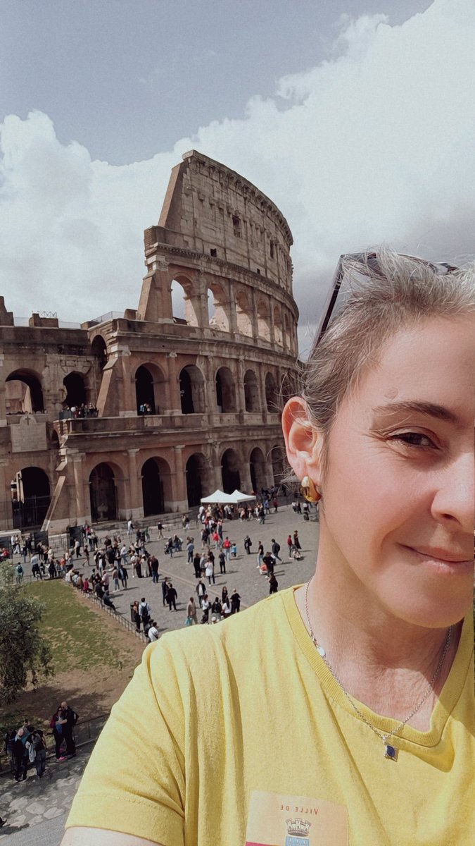 Queen Laeti 👸 Twin du Sud 😋 tweet media