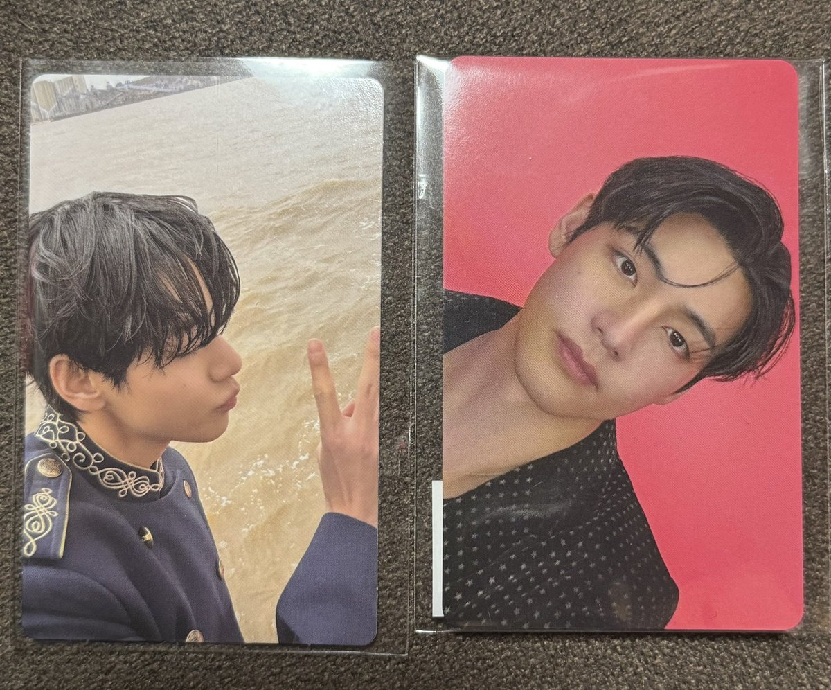 Weverse ラキドロ BTS

譲 テテ、V

求 ゆんぎ、SUGA

同種で求めてます🙏🙏
同日発送可能な方よろしくお願いいたします🙇‍♀️🙇‍♀️