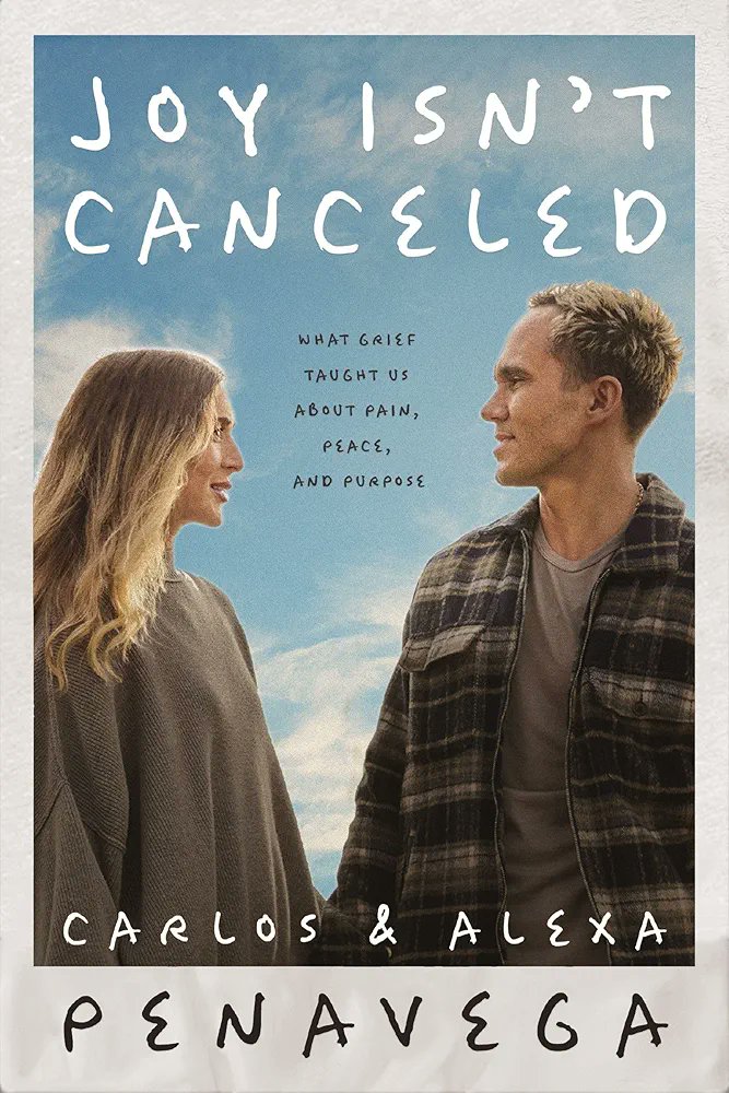 BtrBraCom's tweet photo. INFO | Novo livro de Carlos e Alexa será lançado em 06 de novembro!

“A alegria não foi cancelada: o que o luto nos ensinou sobre dor, paz e propósito” narra a dor da perda da filha recém-nascida e como o luto transformou casamento, fé e comunidade, revelando esperança e força. https://t.co/jx0AirmBqq