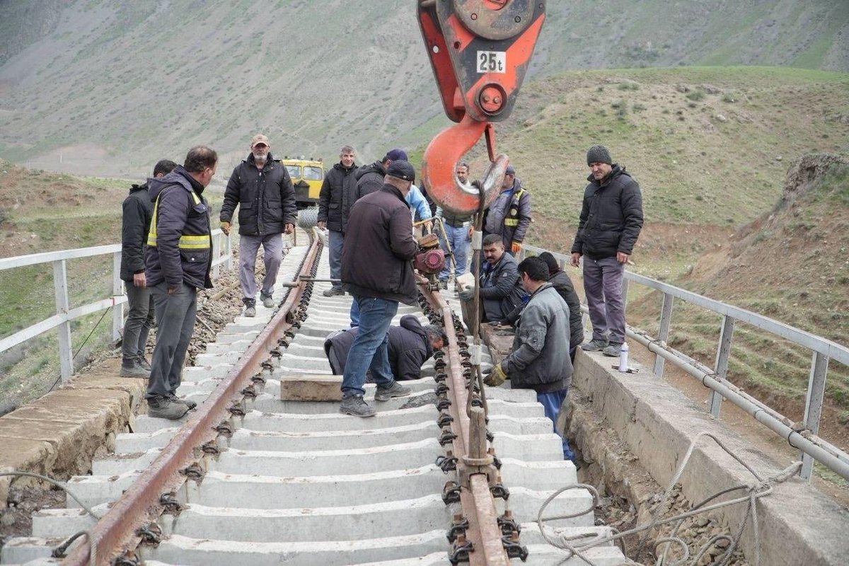 Hossein Dalirian tweet media