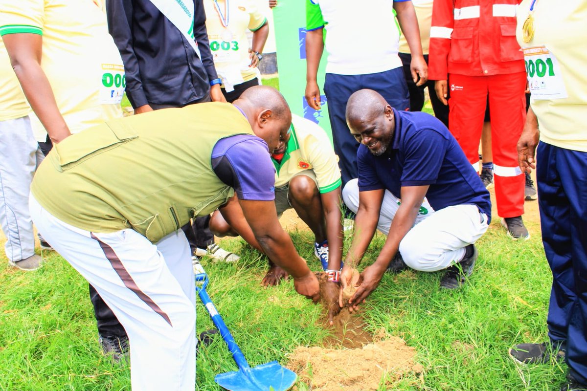 PrideinnHotels's tweet image. PrideInn Mara Camp was proud to sponsor and participate in the @MMaraUniversity Marathon, bringing together community, culture &amp;amp; purpose while supporting tourism, sustainability &amp;amp; the future of the Mara. #FeelThePrideInnTouch #CommunityEngagement #SustainableTourism