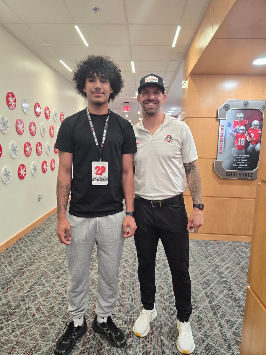 We will be back ❤️🤍🖤🌰<a href="/OhioStateFB/">Ohio State Football</a> <a href="/247Sports/">247Sports</a> <a href="/ChadSimmons_/">ChadSimmons</a> <a href="/JonSantucci/">Jon Santucci</a> <a href="/adamgorney/">Adam Gorney</a> <a href="/ZBlostein247/">Zach Blostein</a> <a href="/Jermiah_Smith1/">Jeremiah Smith</a> <a href="/JLaurinaitis55/">James Laurinaitis</a> #bEGreat #EGscholarshipfactory <a href="/EauGallieHC/">Coach Sands</a>