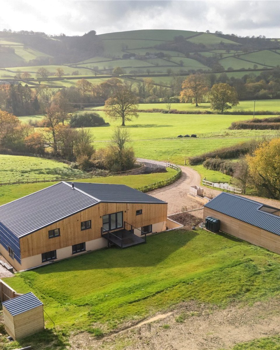 JS_Taunton's tweet image. New price
#Ashbrittle #Wellington #Somerset
Guide price £1,200,000

Contemporary #barnconversion surrounded by unspoilt countryside with far reaching views, stables, a double carport and approx 2 acres of grounds. Further land available by sep neg.

jackson-stops.co.uk/properties/212…