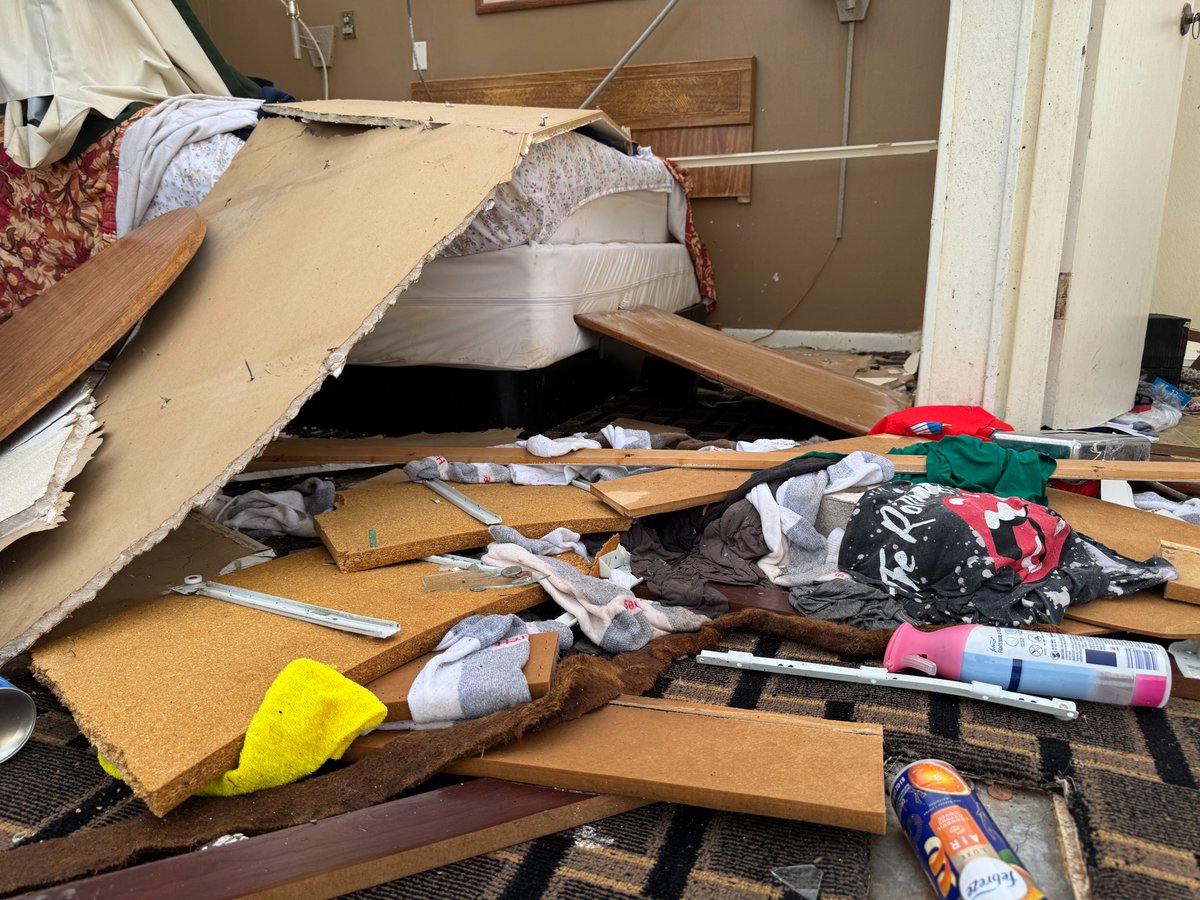 Meteorologist Warren Sears tweet media