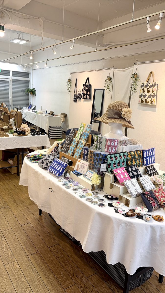 和花あず tweet media