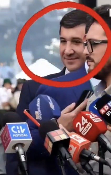 El Poeta del Corazón❤️ tweet media