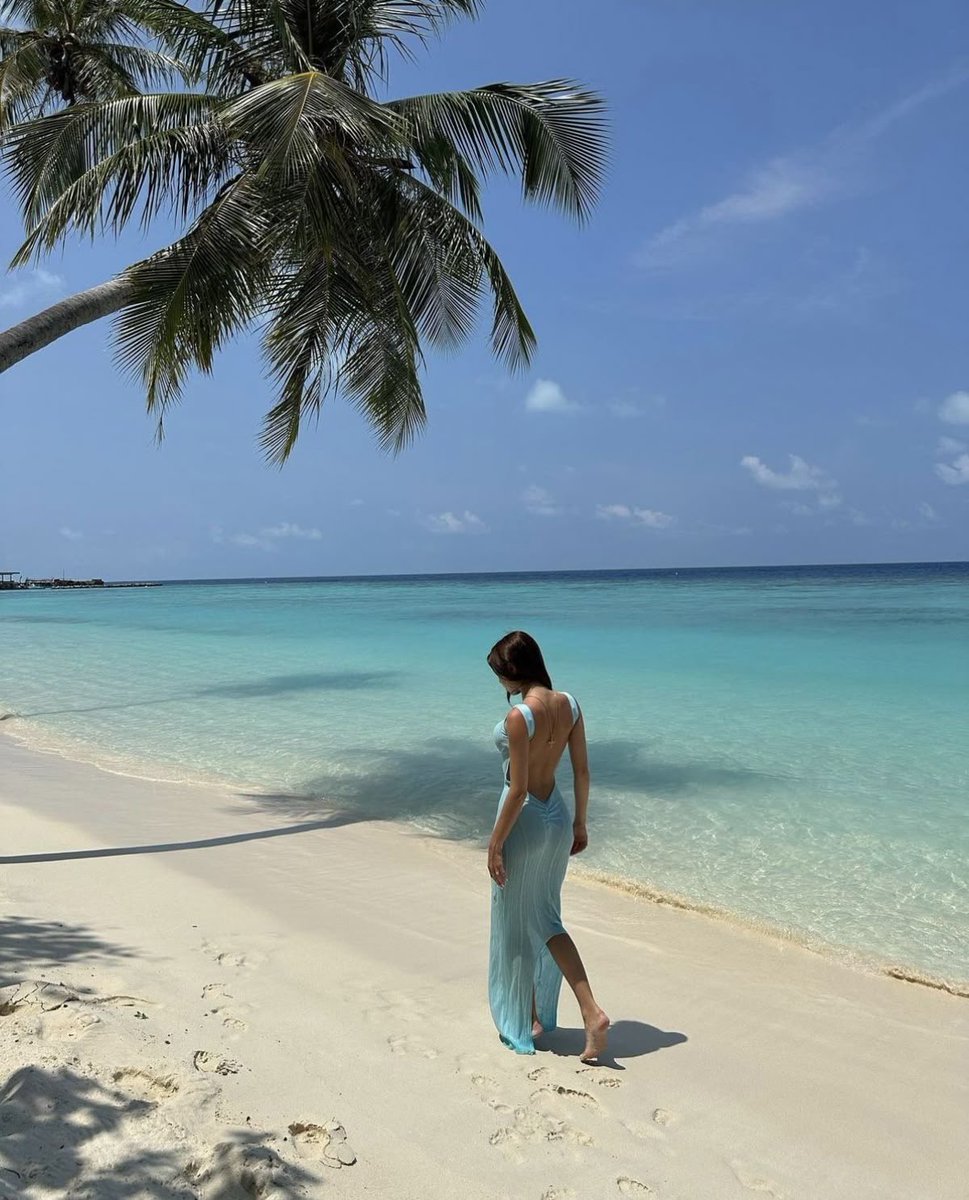 𝒞𝓁𝒶𝓈𝓈𝓎 tweet media