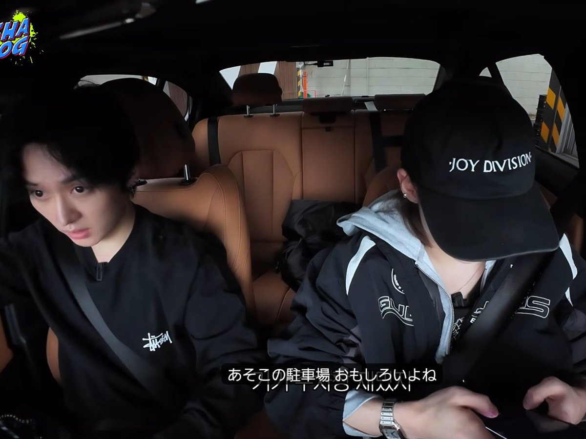 シャコ tweet media