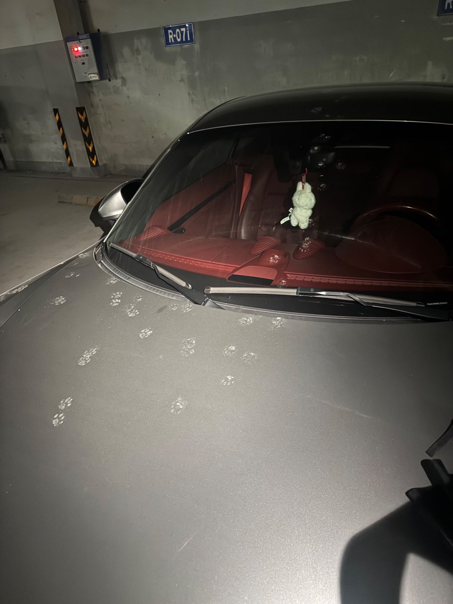Oo999751's tweet photo. 没招了这么喜欢我车 https://t.co/oVnLgTnYrx
