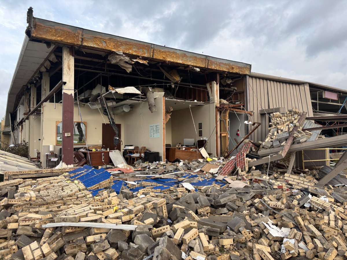 KCTV5 News tweet media