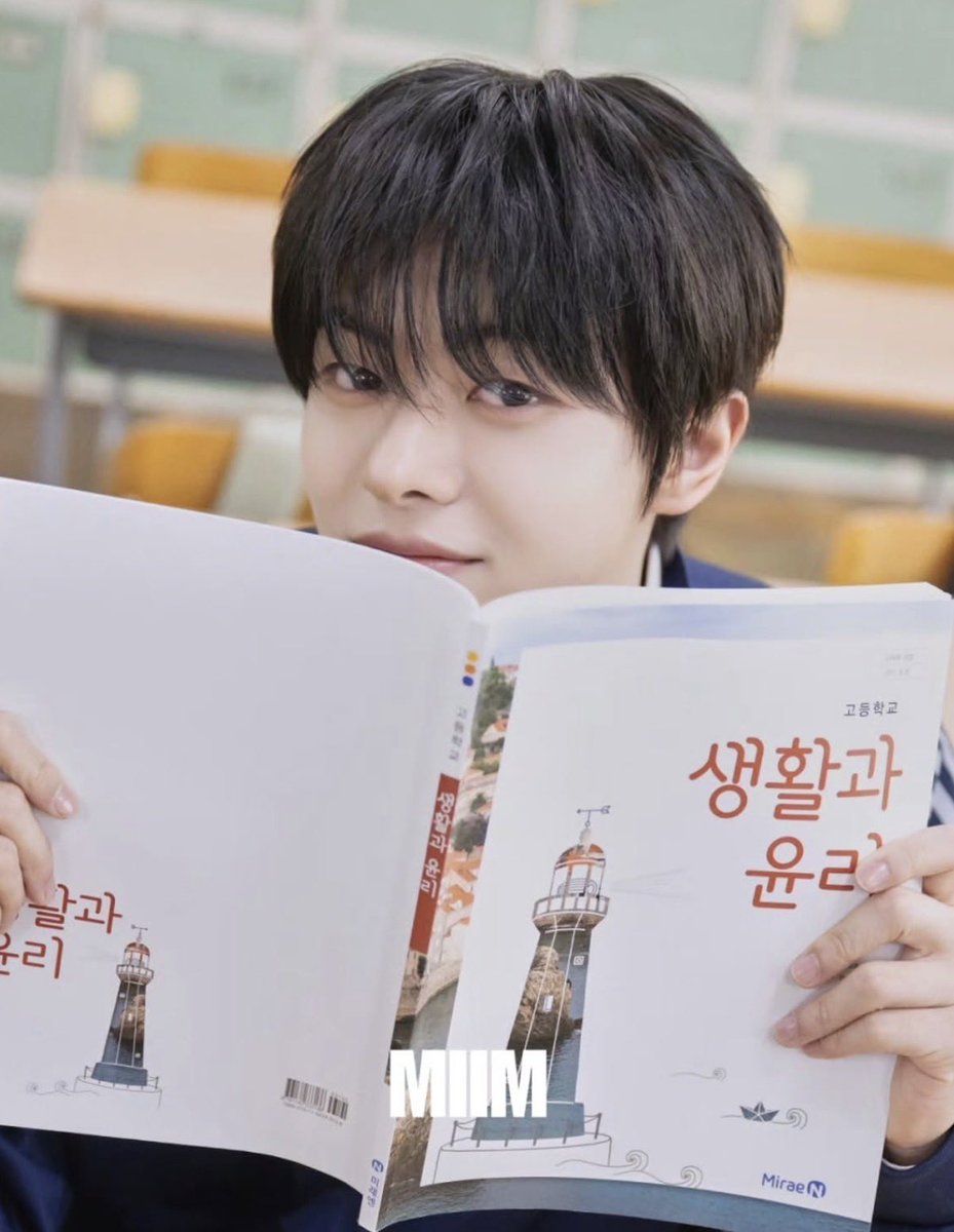 ffqq647059's tweet photo. 이리오 똑같네 귀여워 https://t.co/s5ON9PmFgu