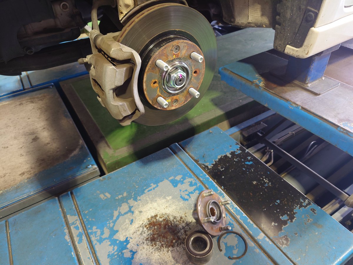 しゅう tweet media