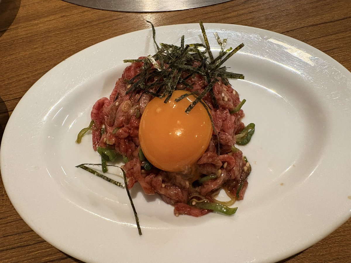 めじろん tweet media