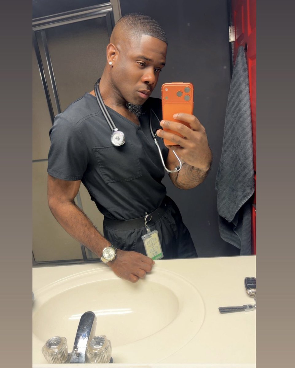 King Rodney ✪ tweet media