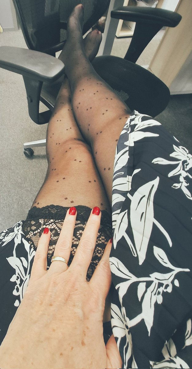 Snad už konečně jaro a čas na kytičky, puntíky... krajky a tak vůbec 😉