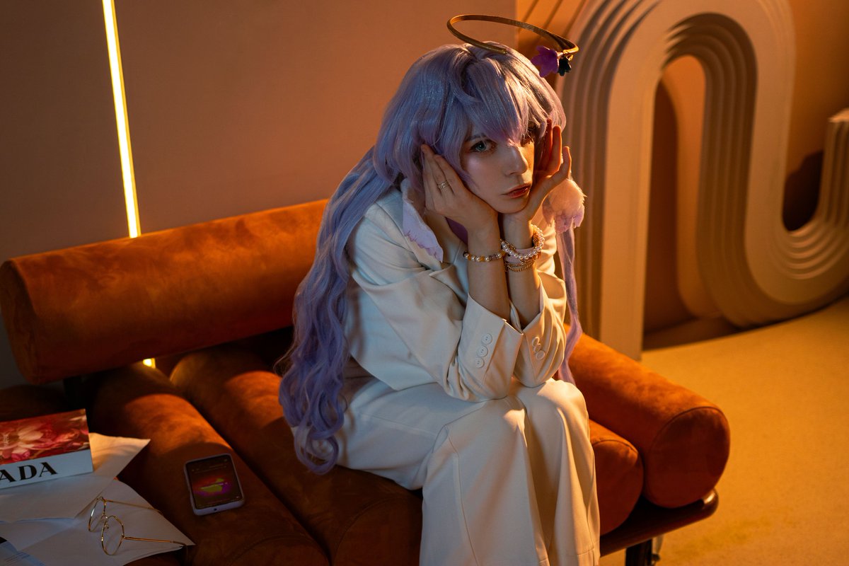 ROBIN YUPPIE 
_________________

based on art <a href="/_zorcha/">_zorcha</a> 🩷
Photo <a href="/oyaoyamex/">я кто</a> 

#HonkaiStarRail #RobinHSR #cosplay