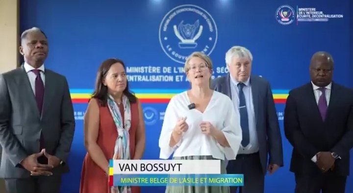 peroluwara1's tweet image. #Rdc
La #Belgique n'en peut plus des demandeurs d'asile congolais. En séjour à #Kinshasa, la minstre belge de l'asile et de la migration l'a fait savoir au Vpm interieur. Van Bossuyt a indiqué que le nombre des congolais, demandeurs d'asile en #Belgique, a doublé, passant de 1250