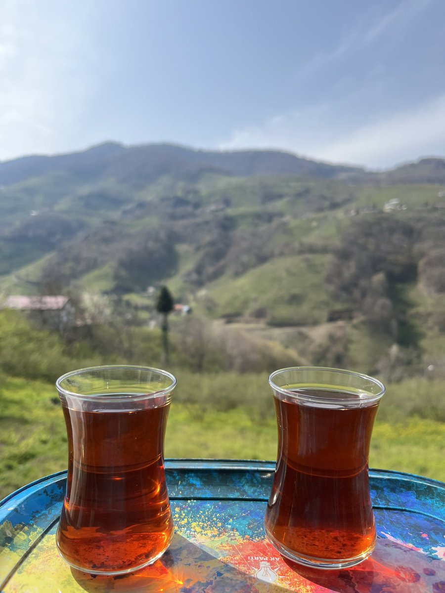 HayriyeImak's tweet photo. 🏞️☕️ https://t.co/niwzgVSor9