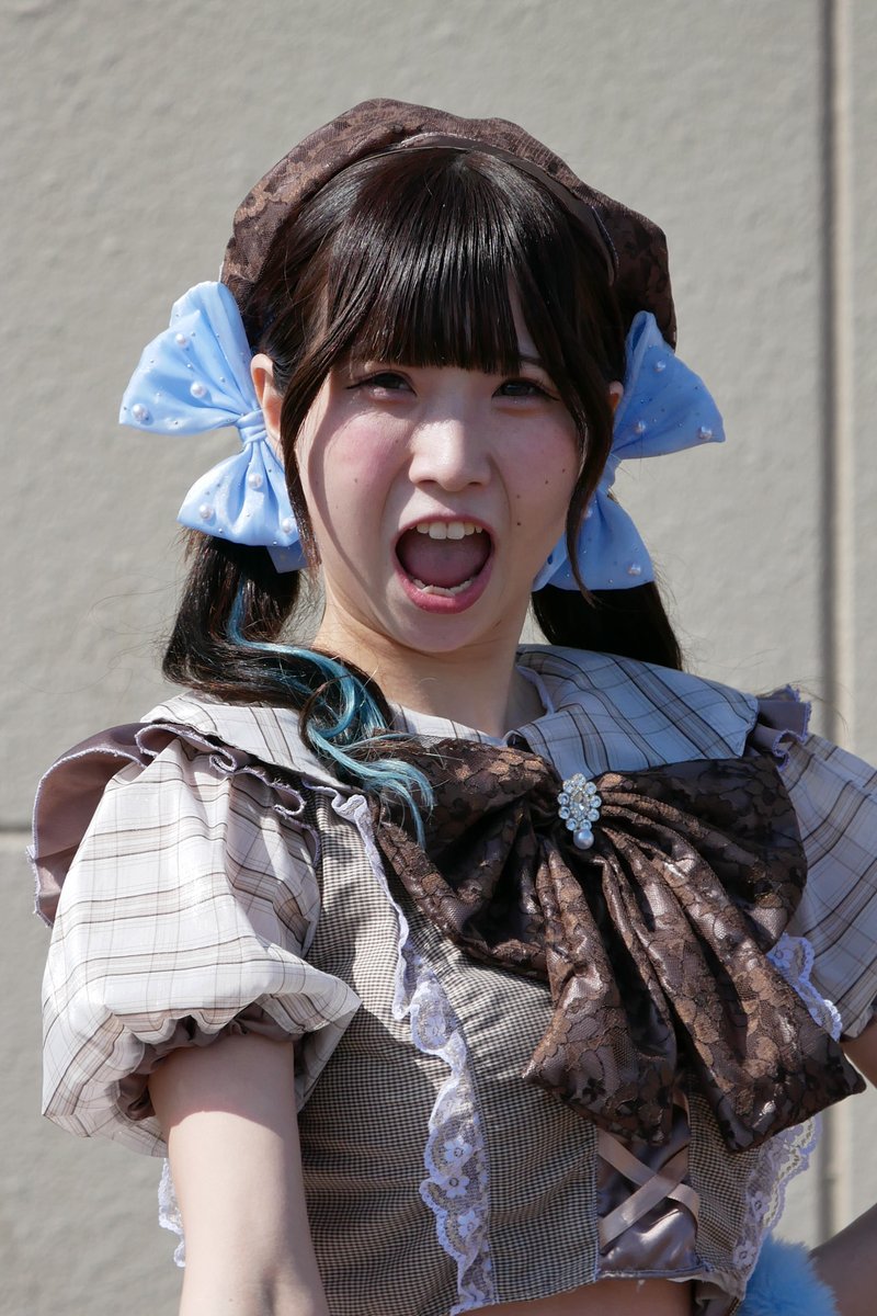 よんもく tweet media